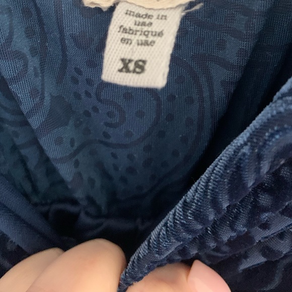 Ècote Velvet Romper Urban Outfitters - Picture 8 of 8